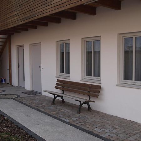 Gaestehaus In Der Gotthardtstrasse Erfurt Exterior photo